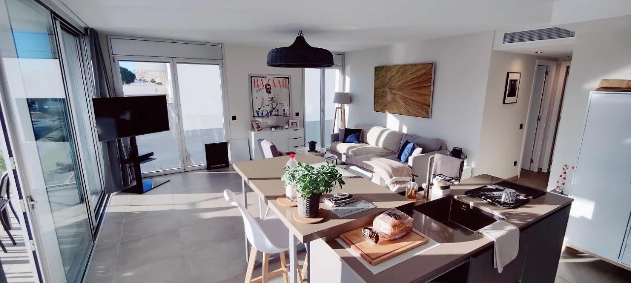 روساس Apartaments Oller شقة